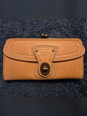 Coach Tan Natural Leather Legacy 65th Anniversary Turnlock Kisslock Wallet